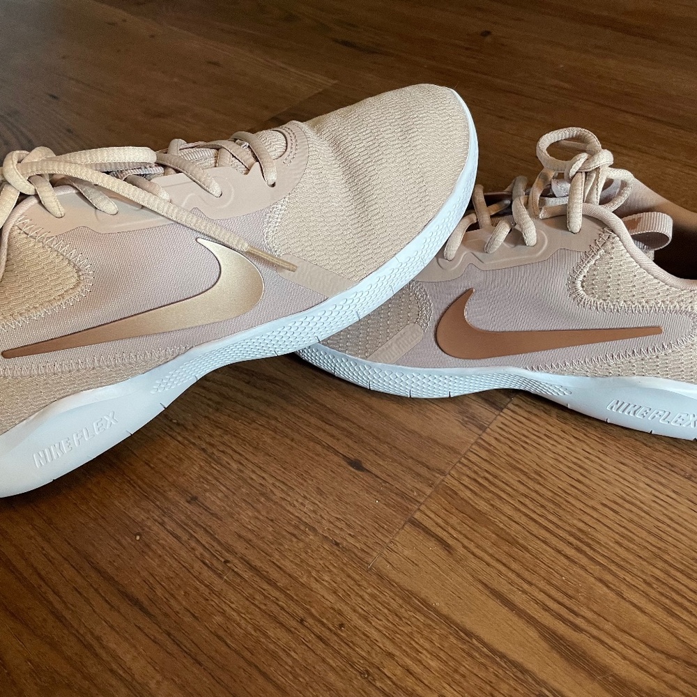 Nike Flex Experience RN 9
